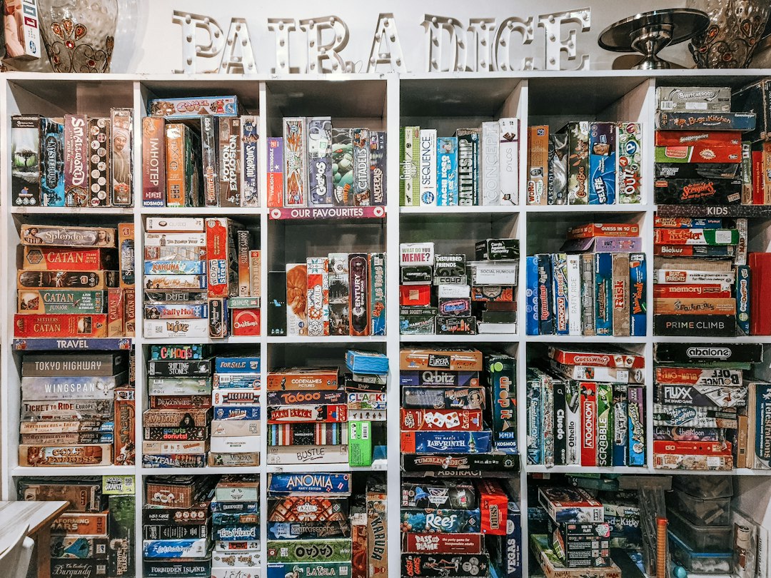 Teach a Board Game to New Players: Prepare the Goal, Turn, and First Example
