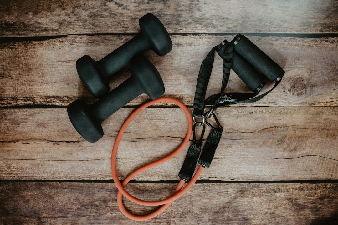 Resistance band and home exercise equipment